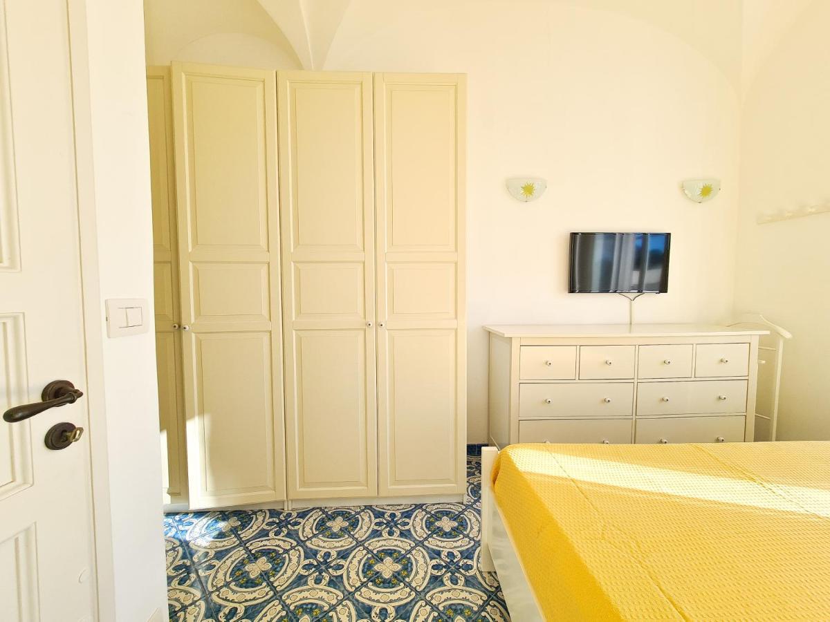 Il Dipinto Apartment Капри Екстериор снимка